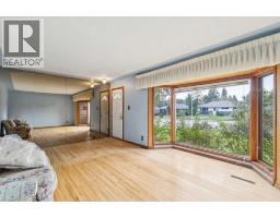 Primary Bedroom - 4528 26 Avenue Sw, Calgary, AB T3E0P9 Photo 7
