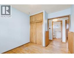 4528 26 Avenue Sw, Calgary, AB T3E0P9 Photo 16