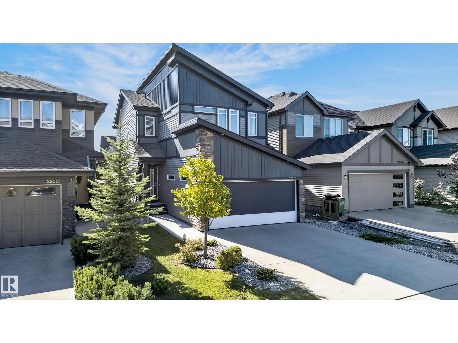 22519 96 AV NW, Edmonton, Alberta, T5T7K5