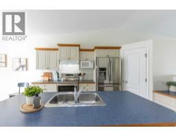 3pc Bathroom - 73 Ogilvie Close, Red Deer, AB T4P3X7 Photo 12