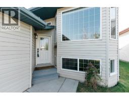 Bedroom - 73 Ogilvie Close, Red Deer, AB T4P3X7 Photo 6