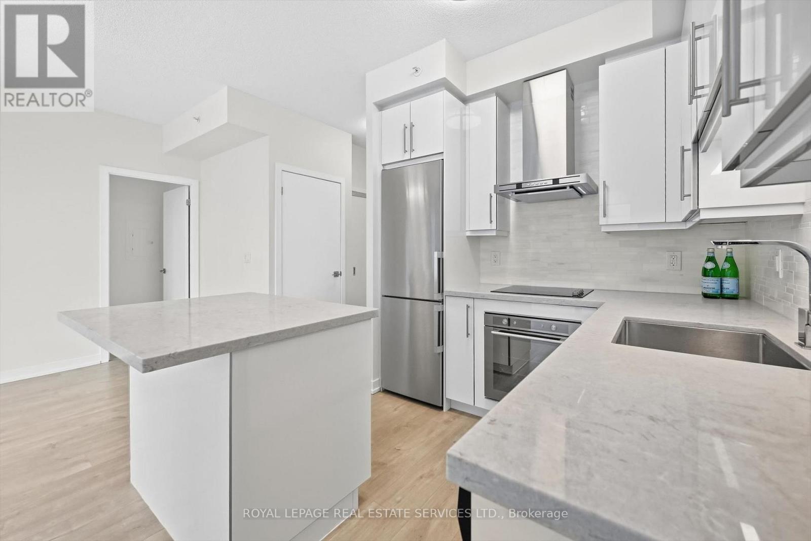 #1410 2087 FAIRVIEW STREET - Image 28