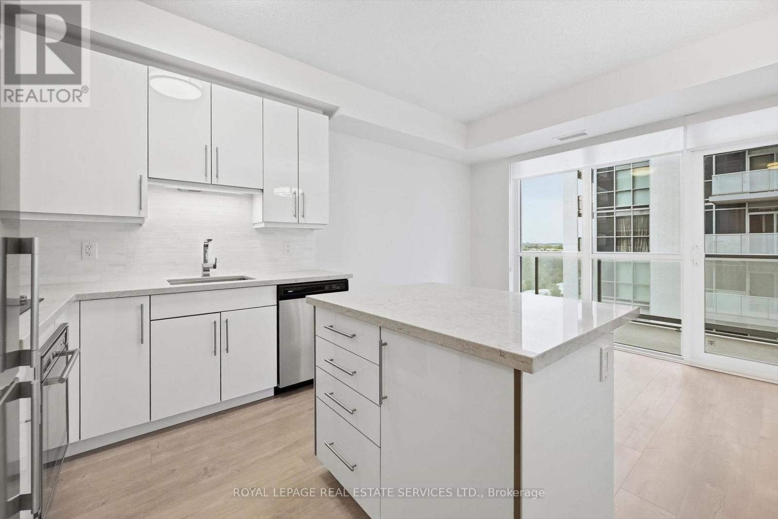 #1410 2087 FAIRVIEW STREET - Image 29