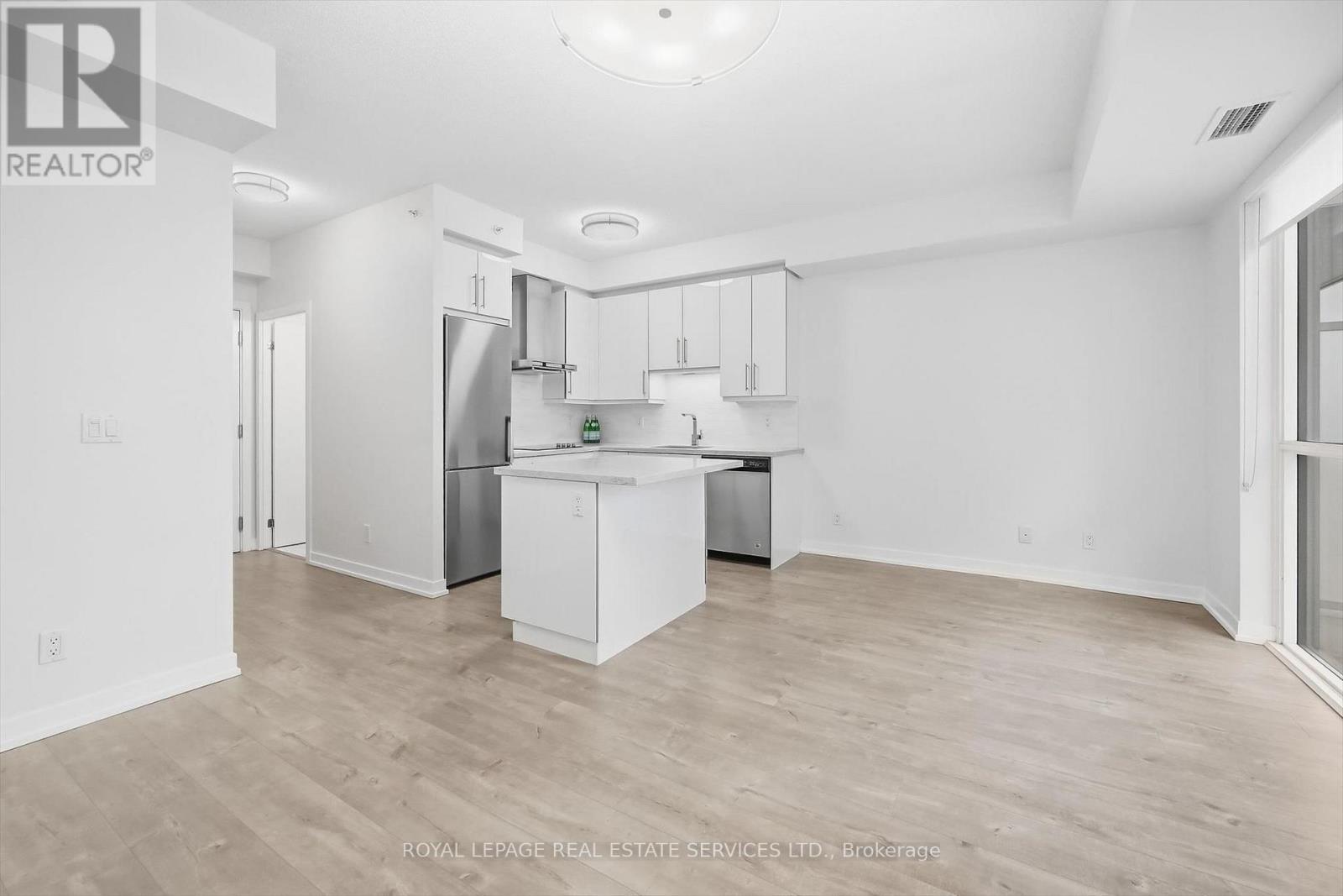 #1410 2087 FAIRVIEW STREET - Image 33