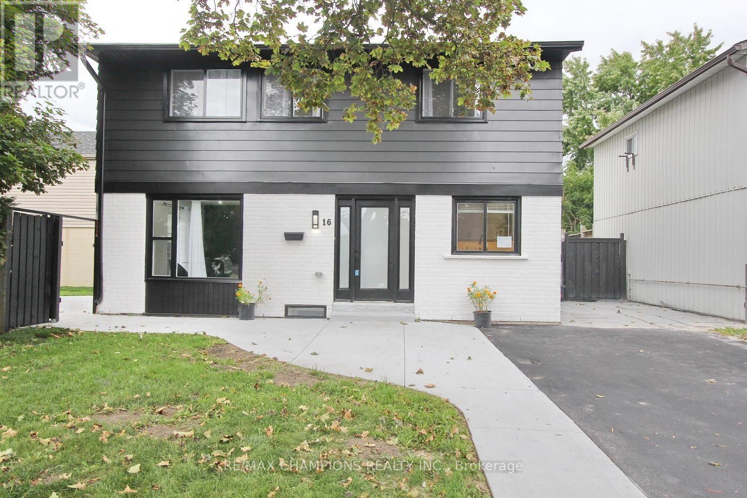16 GLENCAIRN SQUARE, Brampton (Northgate)