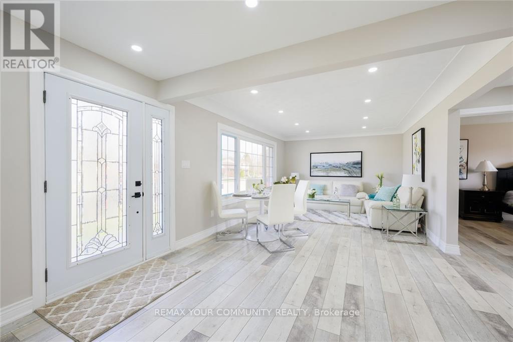UPPER - 52 ELLIOTT AVENUE, Hamilton (Huntington) — photo 3
