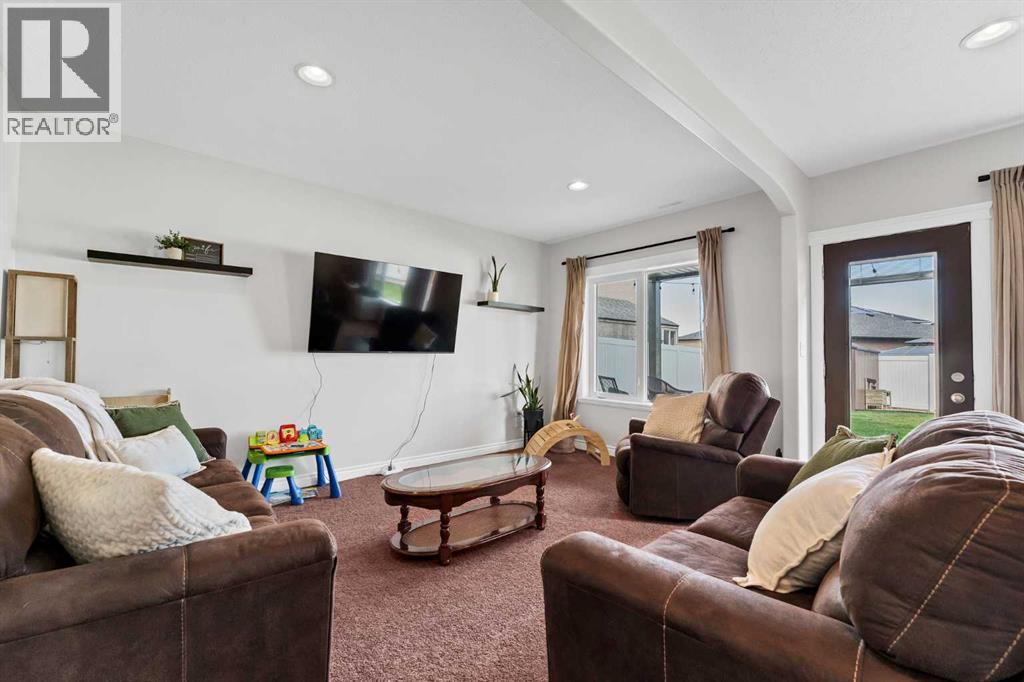 8 Sundance Close SW - 22