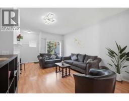 4pc Bathroom - 47 Bridlewood View Sw, Calgary, AB T2Y3X7 Photo 6