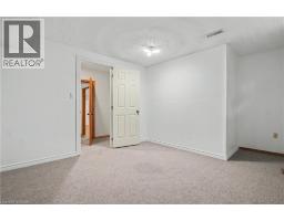 14 Indian Crescent, Hamilton, ON L8V4V6 Photo 16