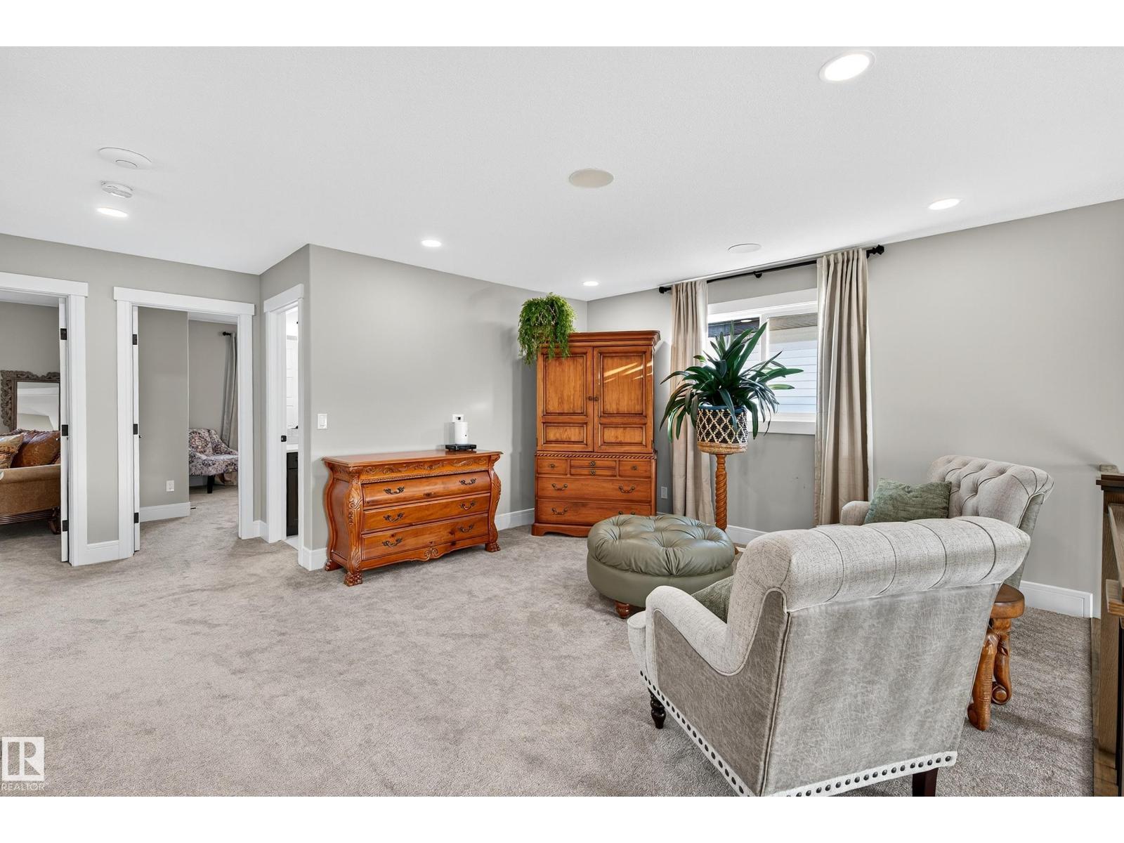1411 25 ST NW - 25