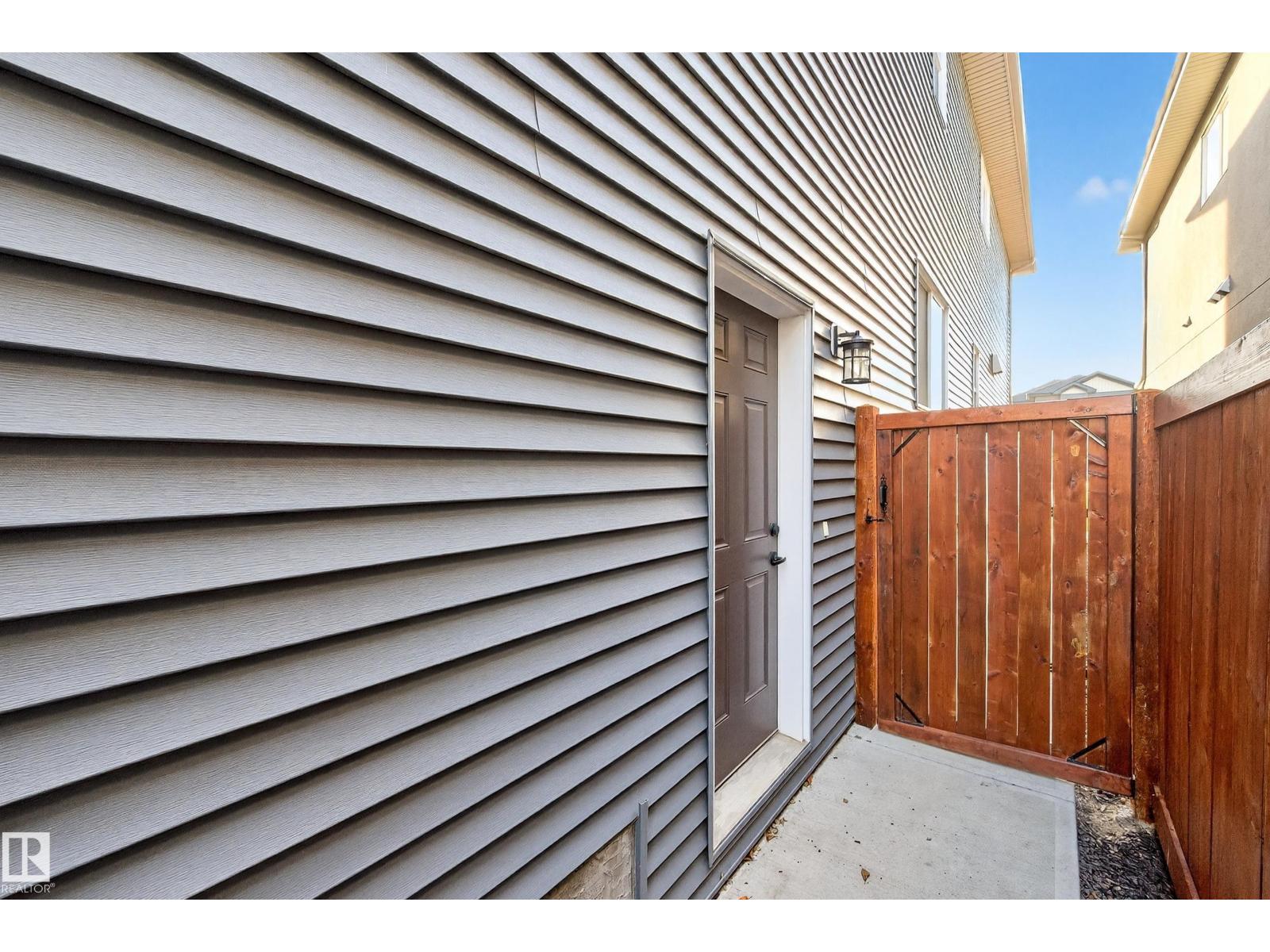 1411 25 ST NW - 54