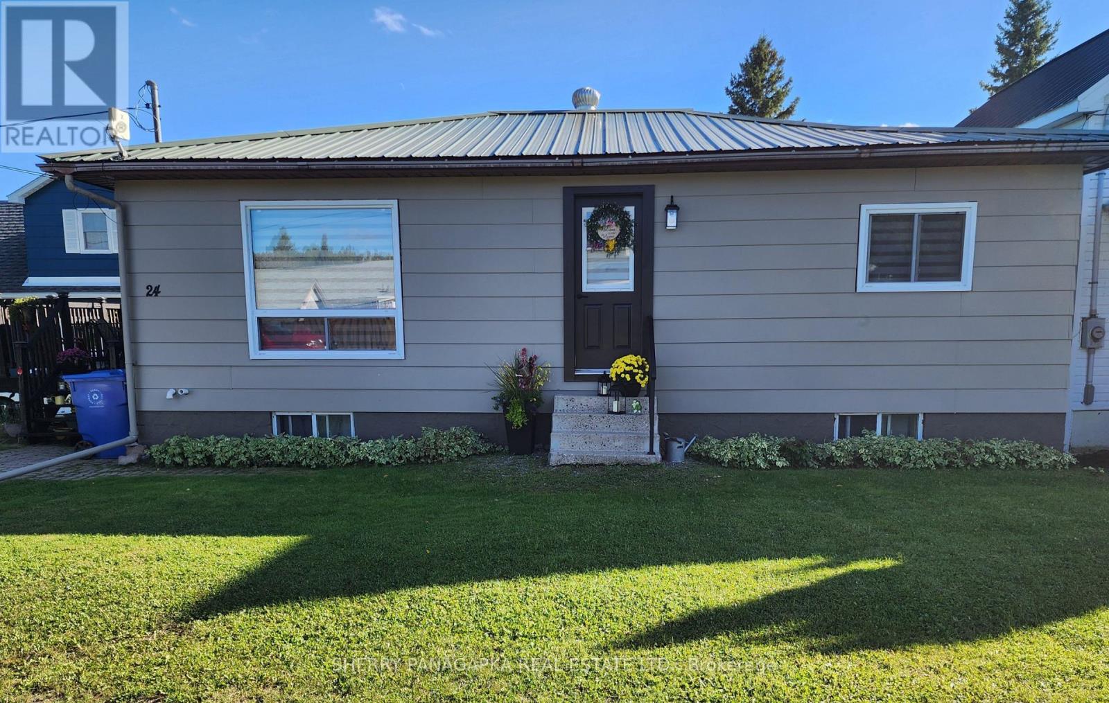 24 MARKET STREET, Kirkland Lake (Larder Lake) — photo 2