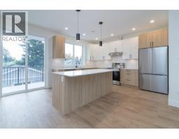 Bedroom - A 2235 Shelbourne St, Victoria, BC V8R4L2 Photo 10