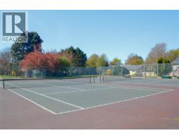 A 2235 Shelbourne St, Victoria, BC V8R4L2 Photo 30