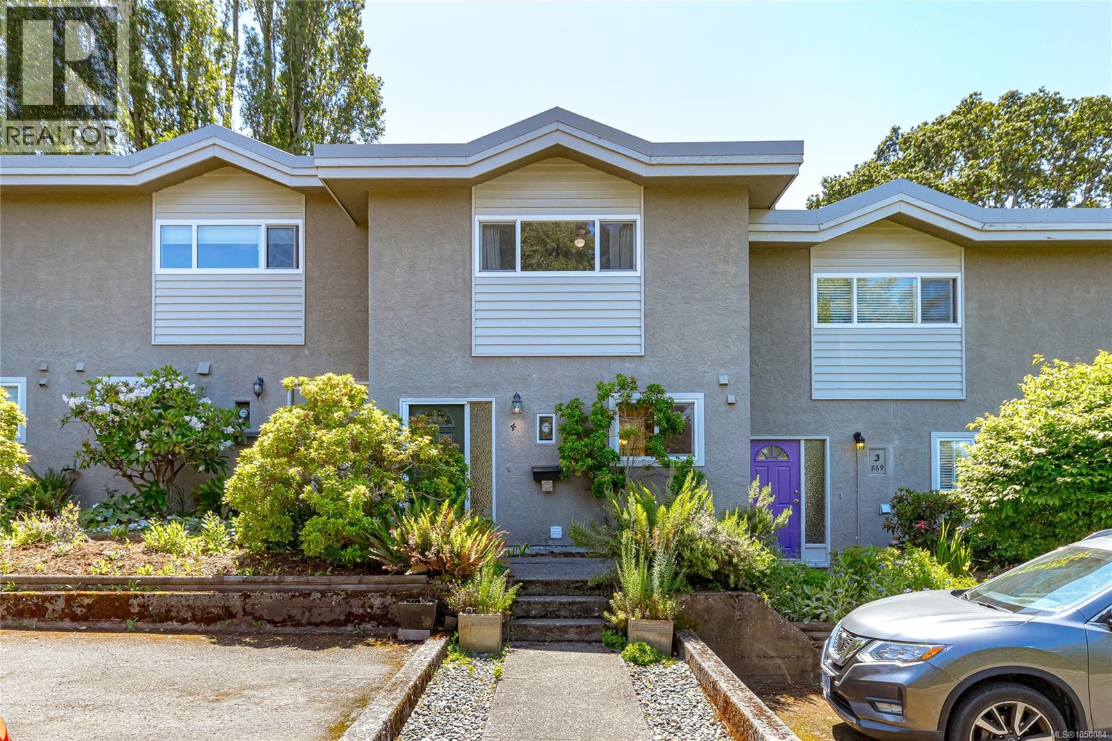 4 869 Swan Street, Saanich