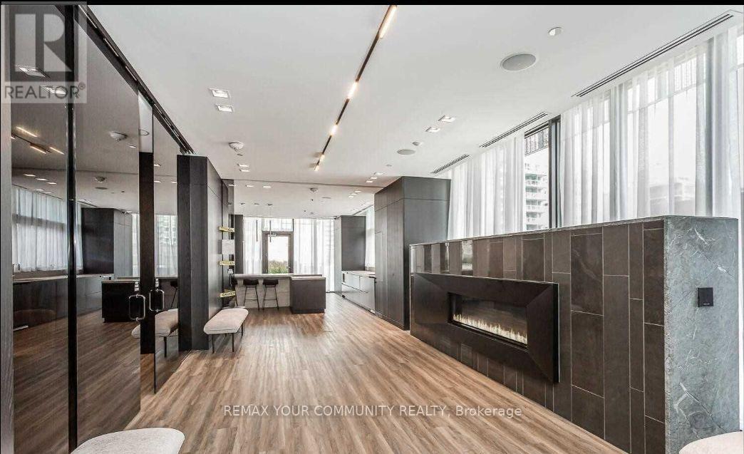 4504 - 8 EGLINTON AVENUE E, Toronto (Mount Pleasant West) — photo 4