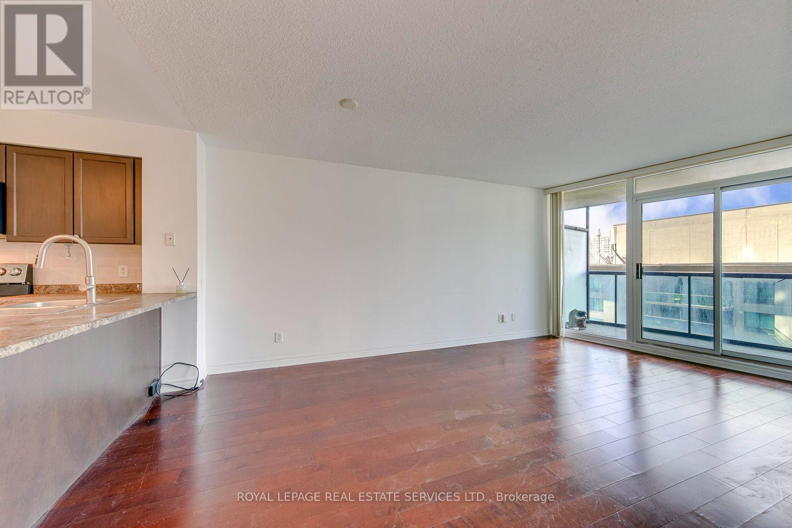 2012 - 30 GRAND TRUNK CRESCENT, Toronto (Waterfront Communities) — photo 12