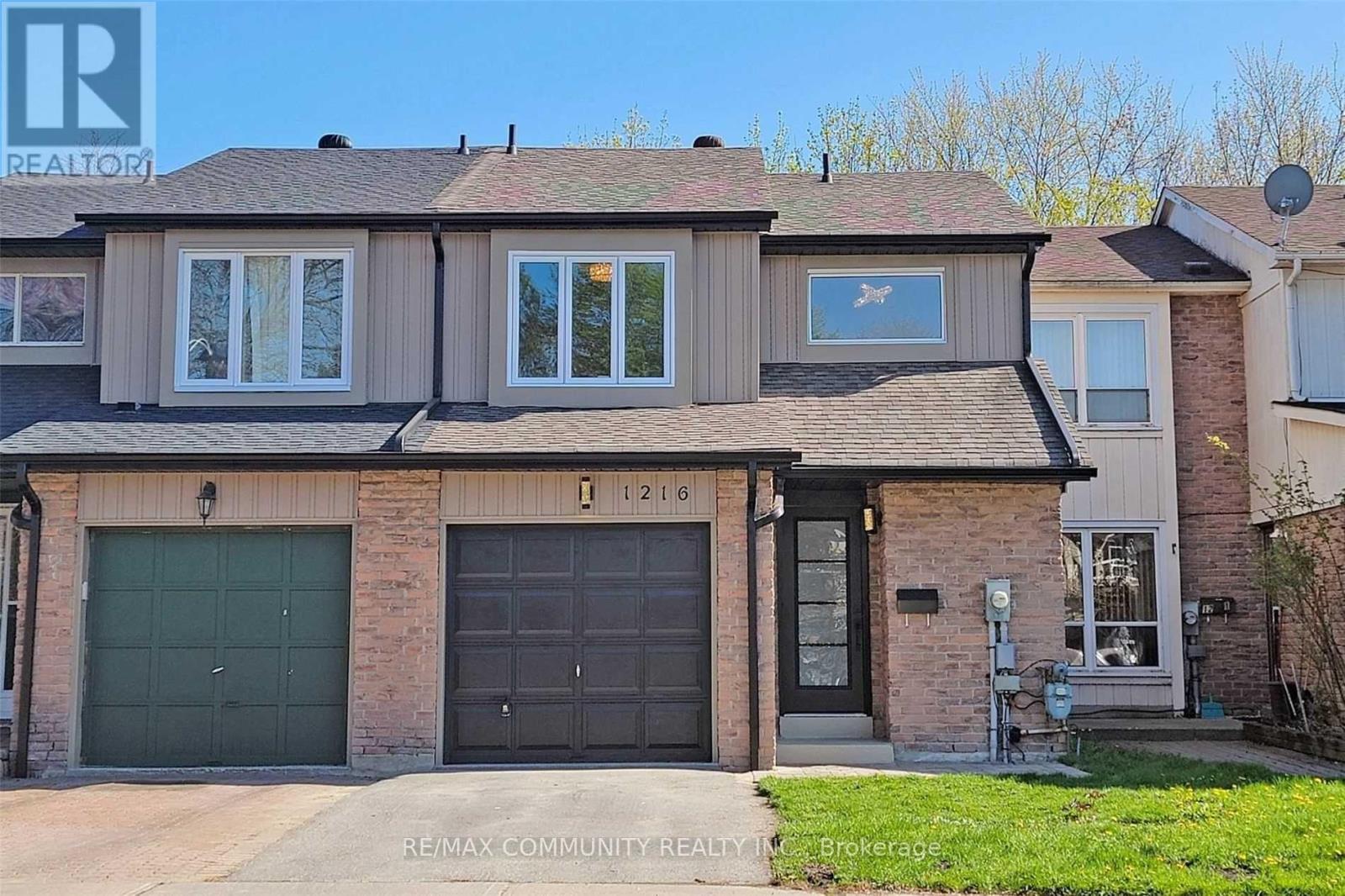 1216 CHARLOTTE CIRCLE, Pickering (Liverpool) — photo 4