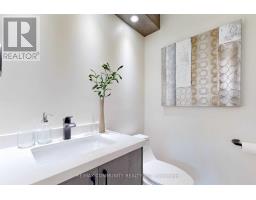 1216 Charlotte Circle, Pickering, ON L1V3P8 Photo 18
