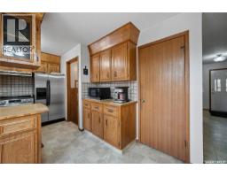 Laundry room - 146 Alport Crescent, Regina, SK S4R7Y6 Photo 12