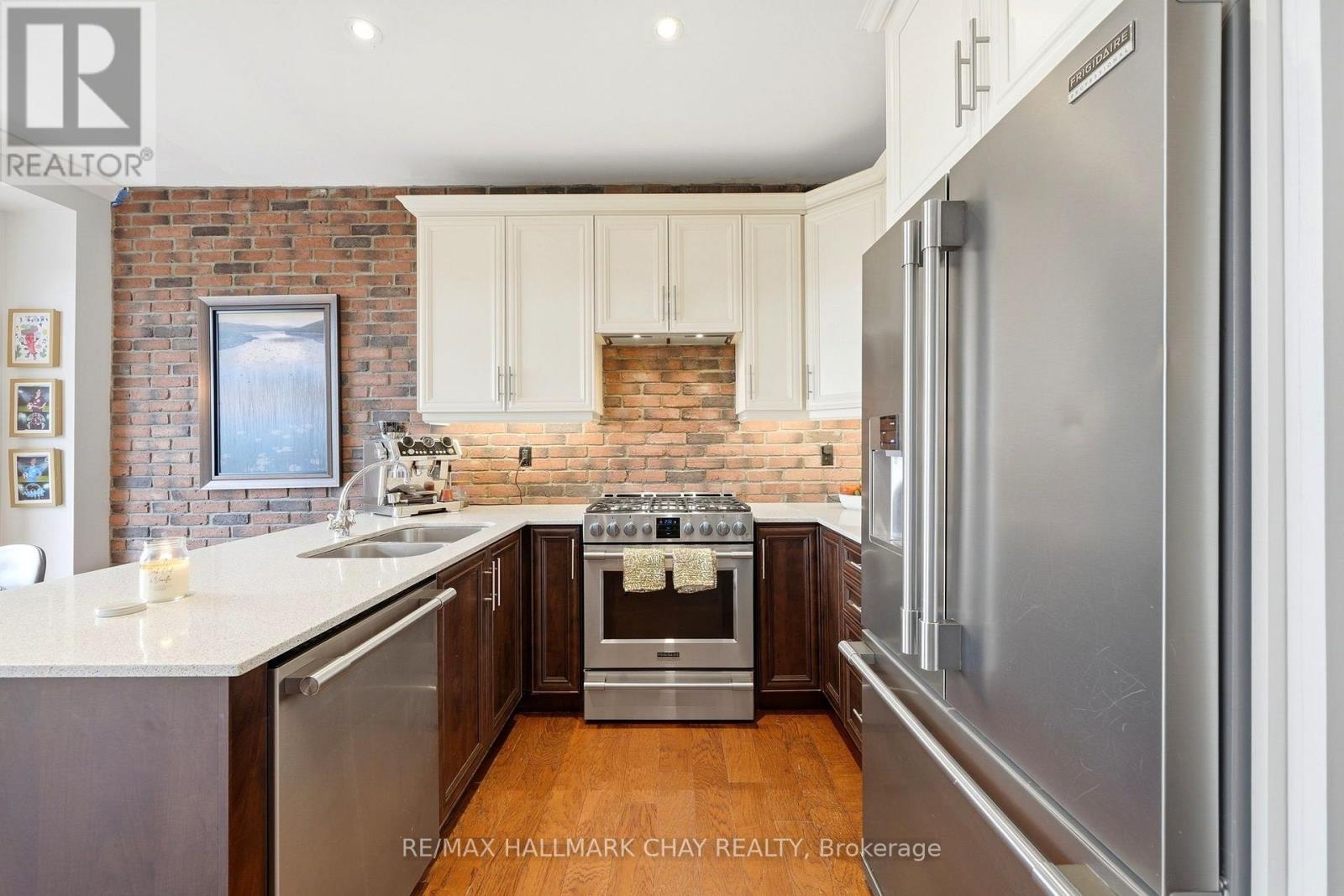 56 STRACHAN TRAIL - 11