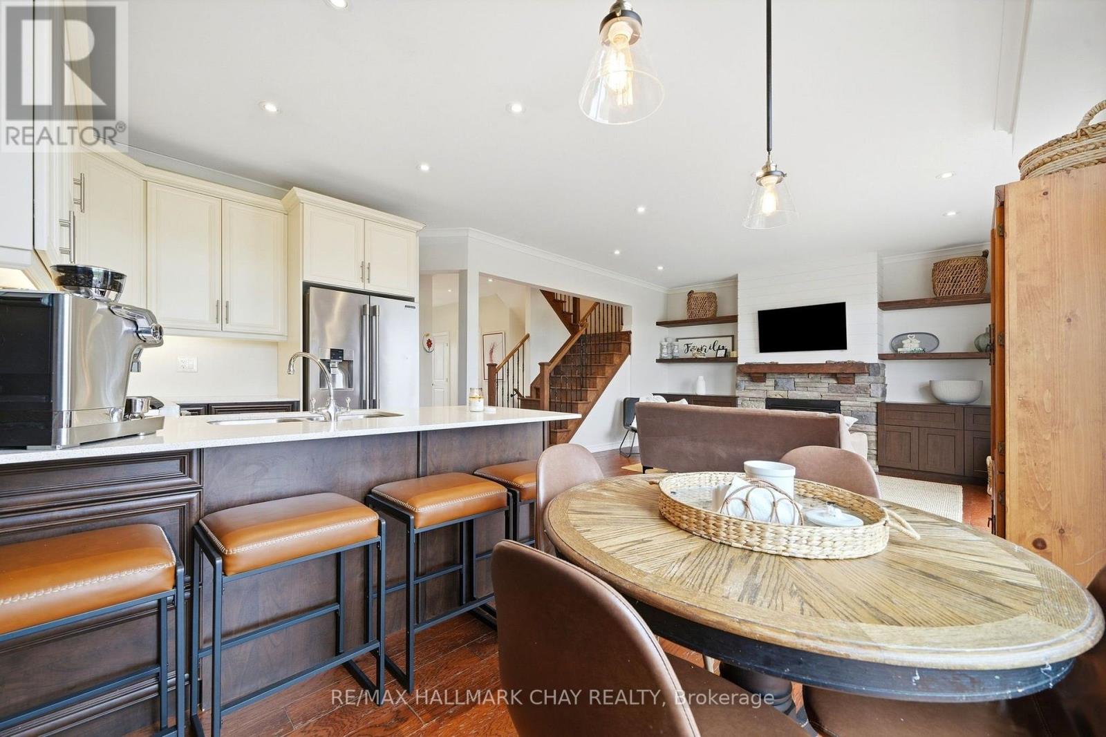 56 STRACHAN TRAIL - 15