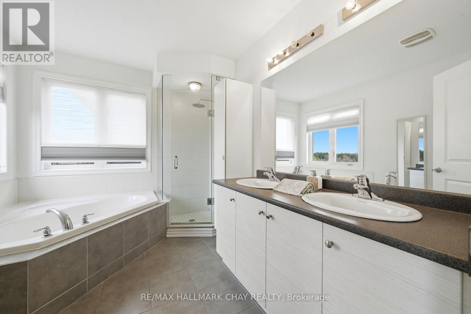 56 STRACHAN TRAIL - 24