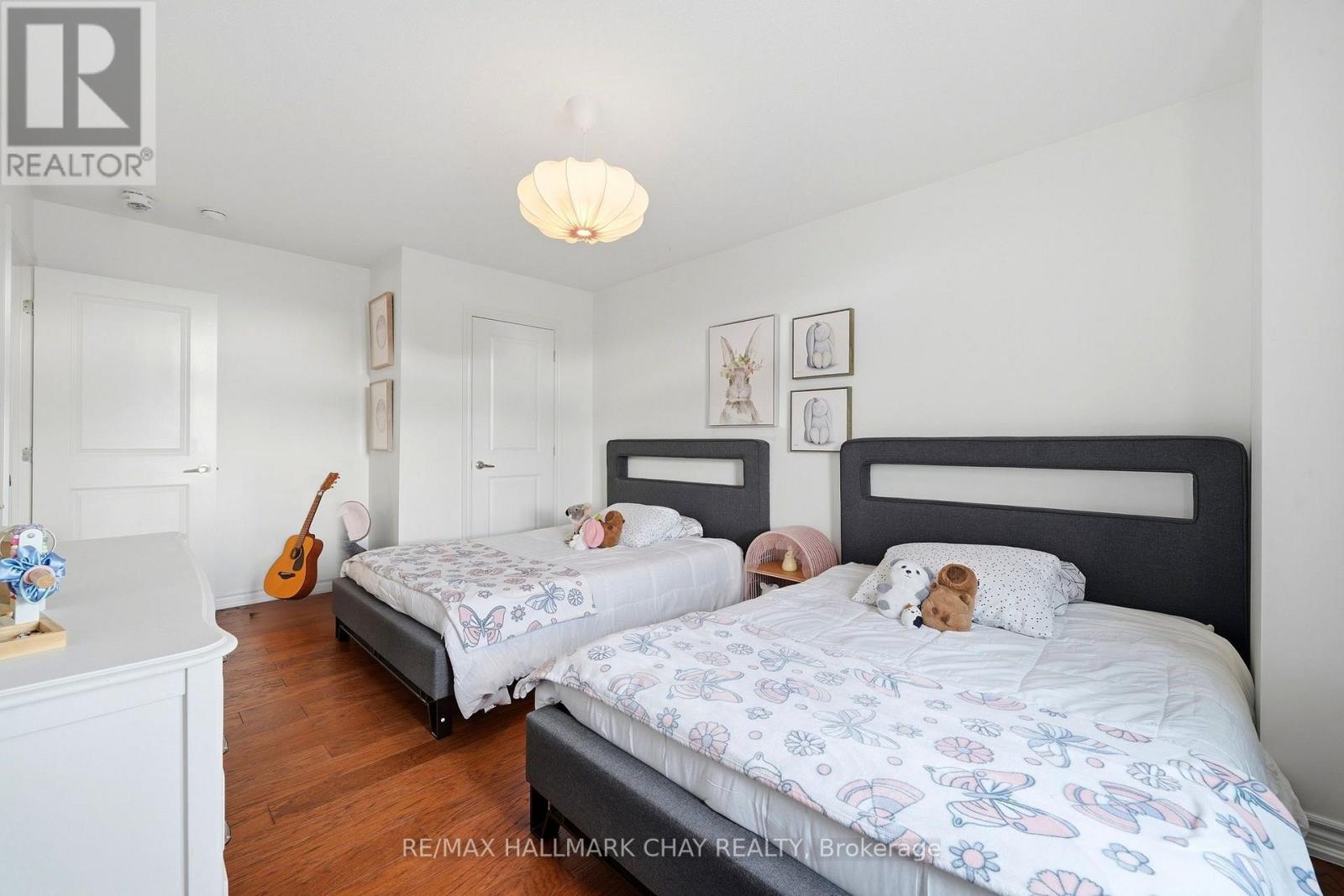 56 STRACHAN TRAIL - 26
