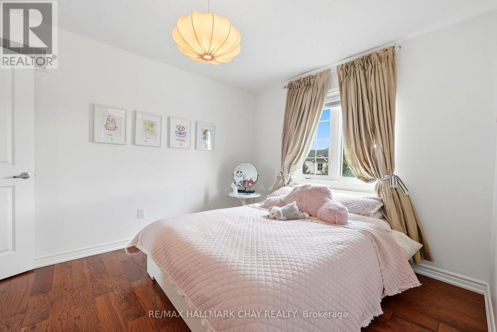 56 STRACHAN TRAIL - 28