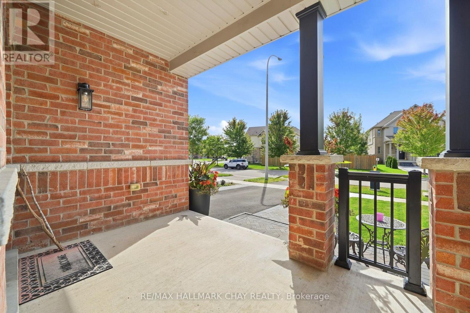 56 STRACHAN TRAIL, New Tecumseth (Beeton) — photo 4