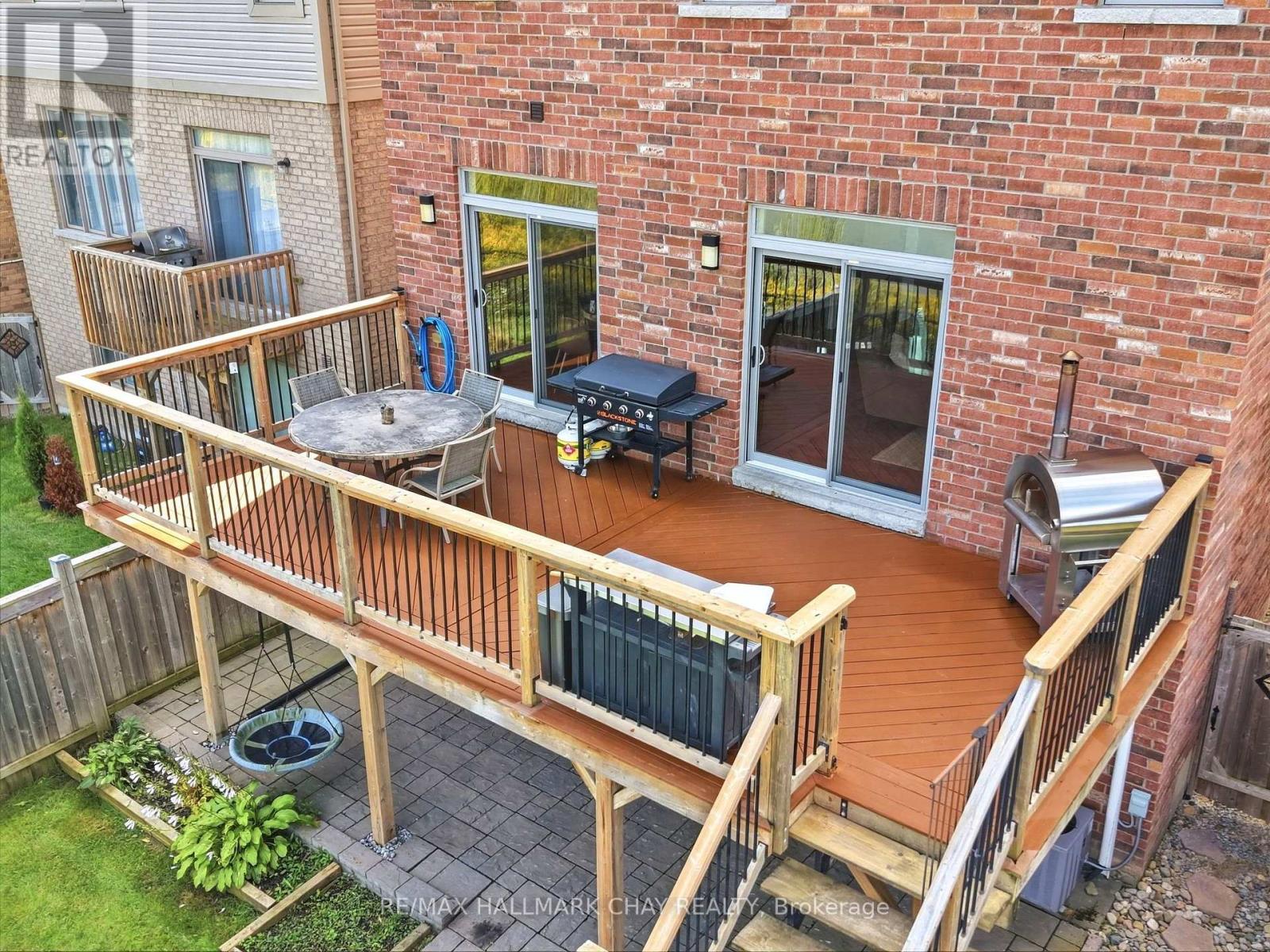 56 STRACHAN TRAIL - 43