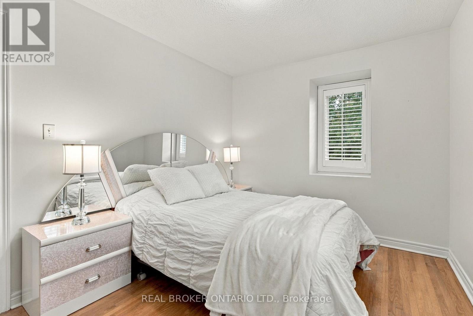 33 PASCOE DRIVE - Image 25