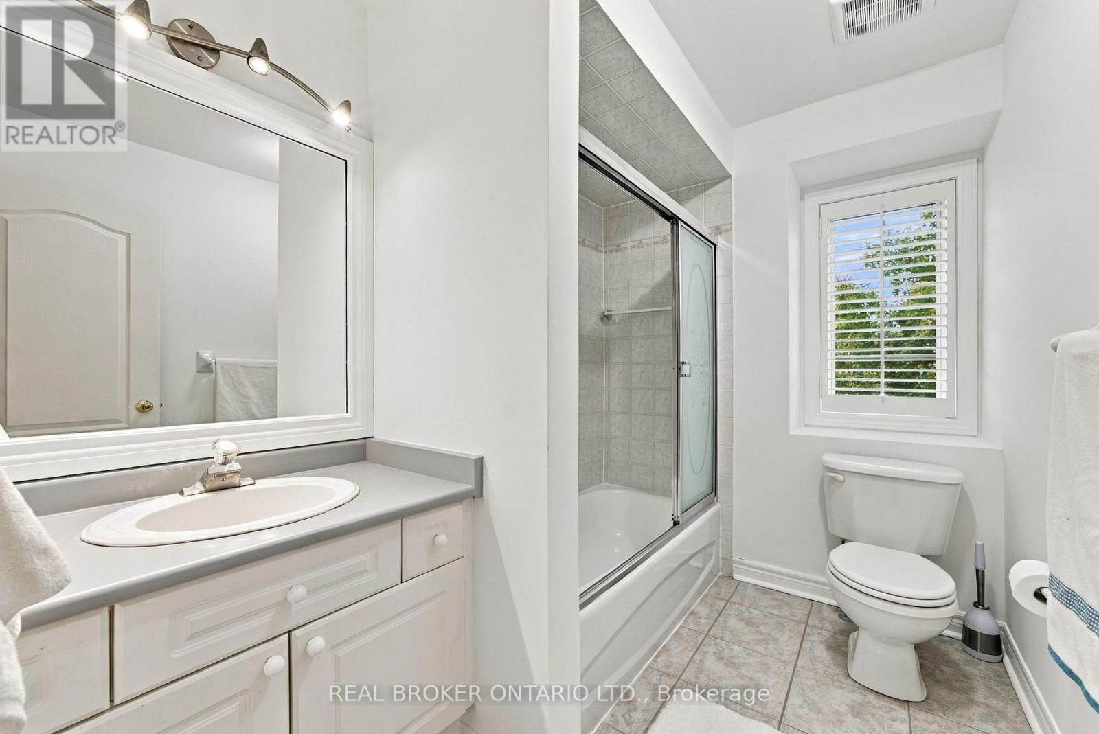 33 PASCOE DRIVE - Image 27