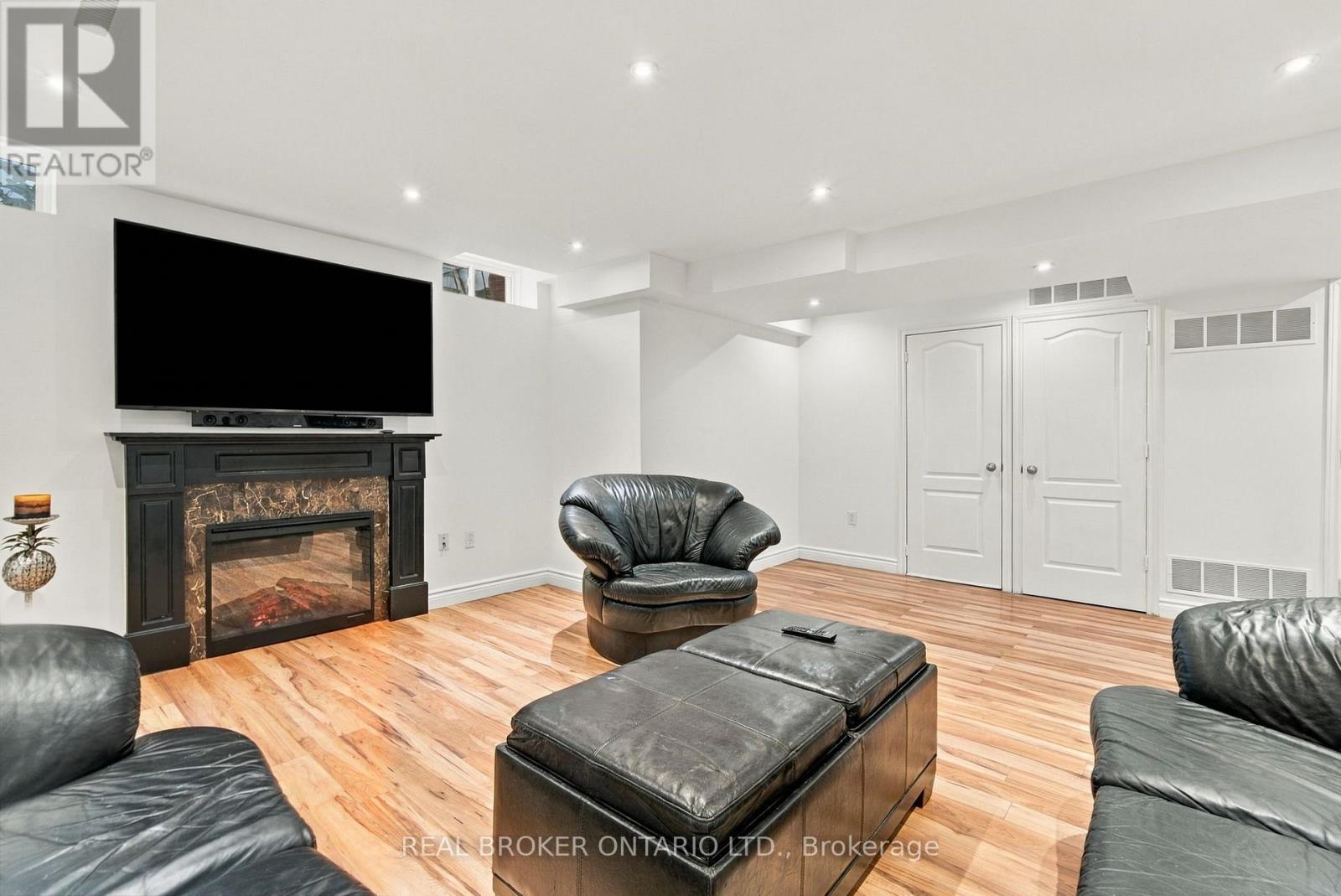 33 PASCOE DRIVE - Image 32