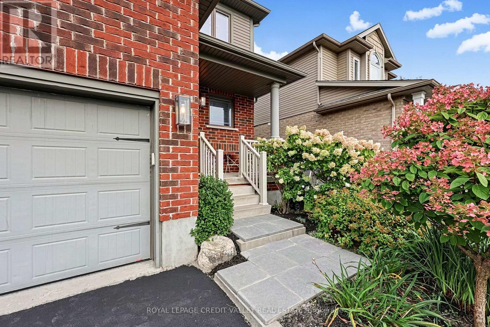 247 CHURCH STREET N, New Tecumseth (Alliston) — photo 2