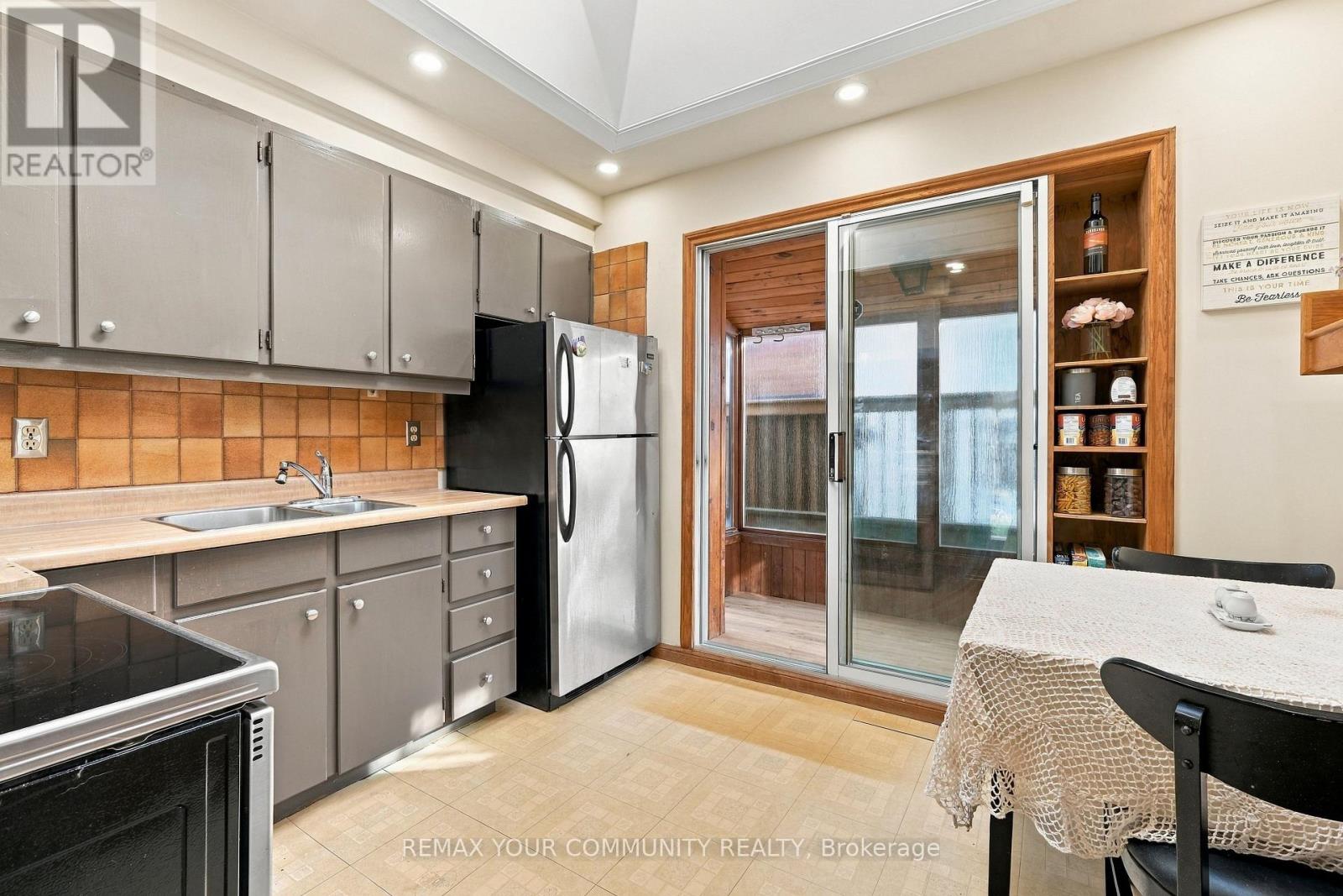 59 REDWATER DRIVE - 11