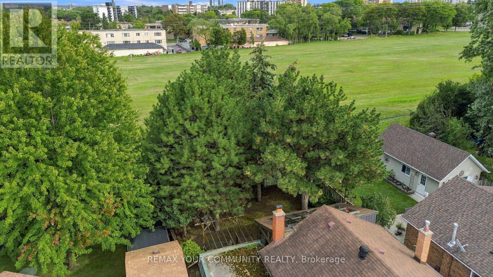 59 REDWATER DRIVE - 40