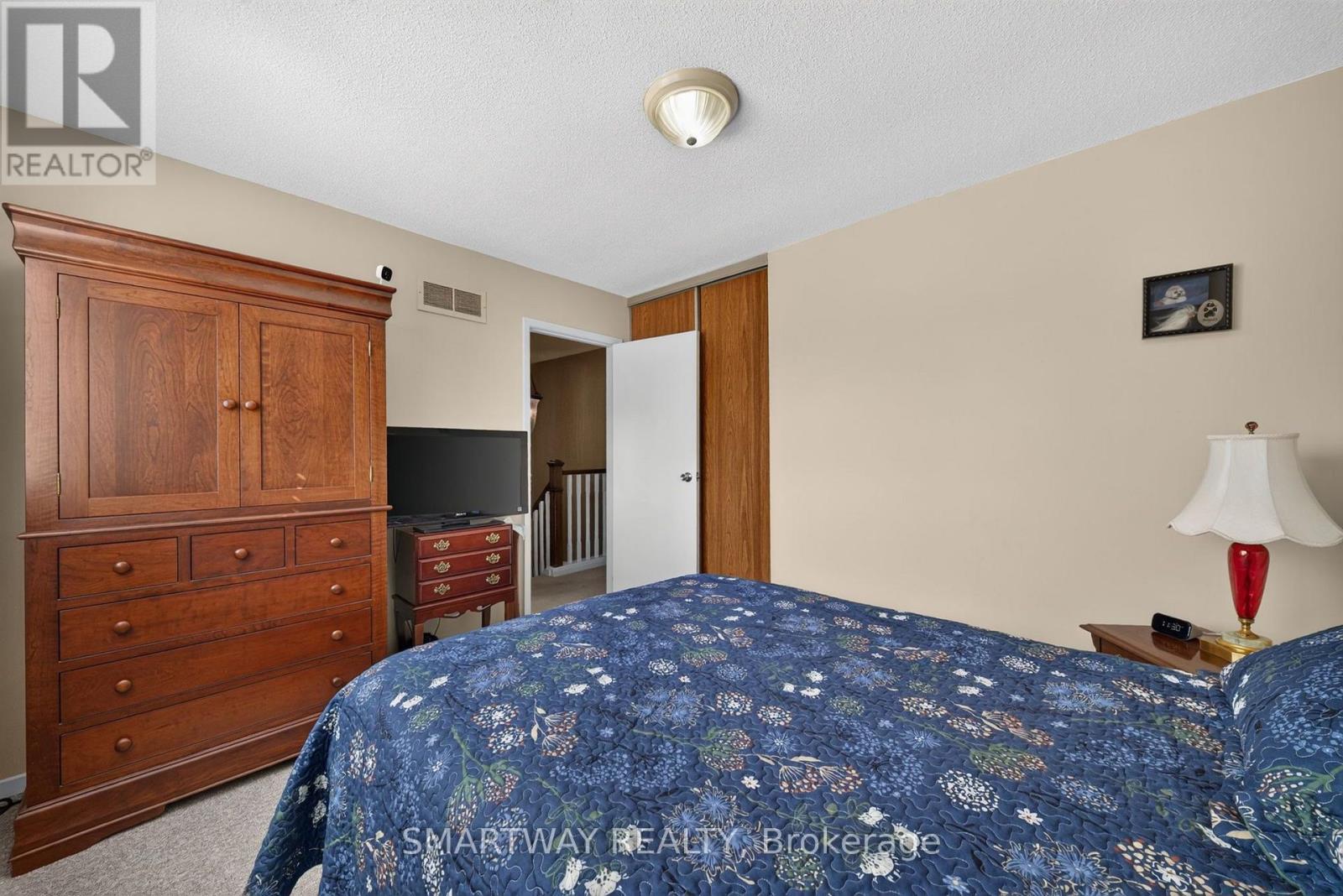 102 RAWLING CRESCENT - 21