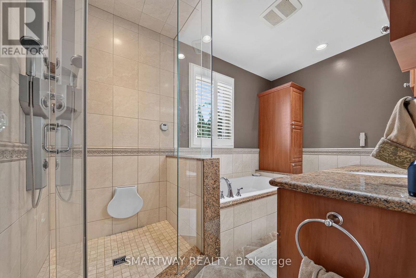 102 RAWLING CRESCENT - Image 27