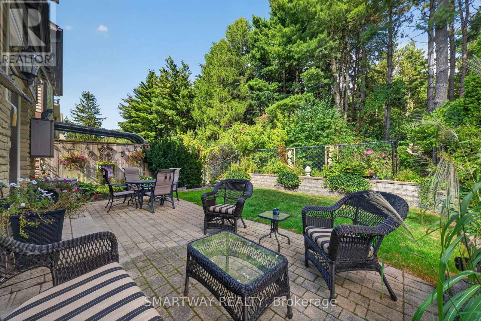 102 RAWLING CRESCENT - 42