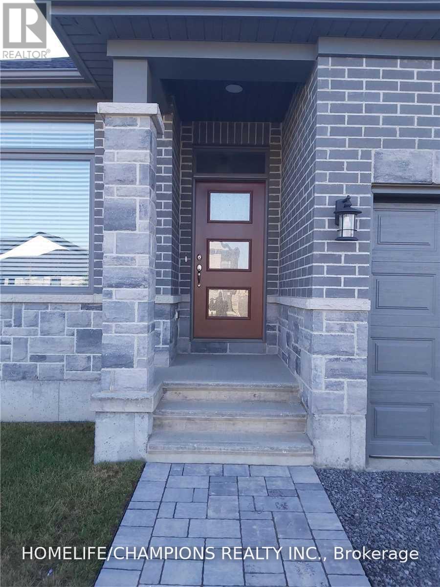 121 ESSEX DRIVE, Belleville (Thurlow Ward) — photo 7