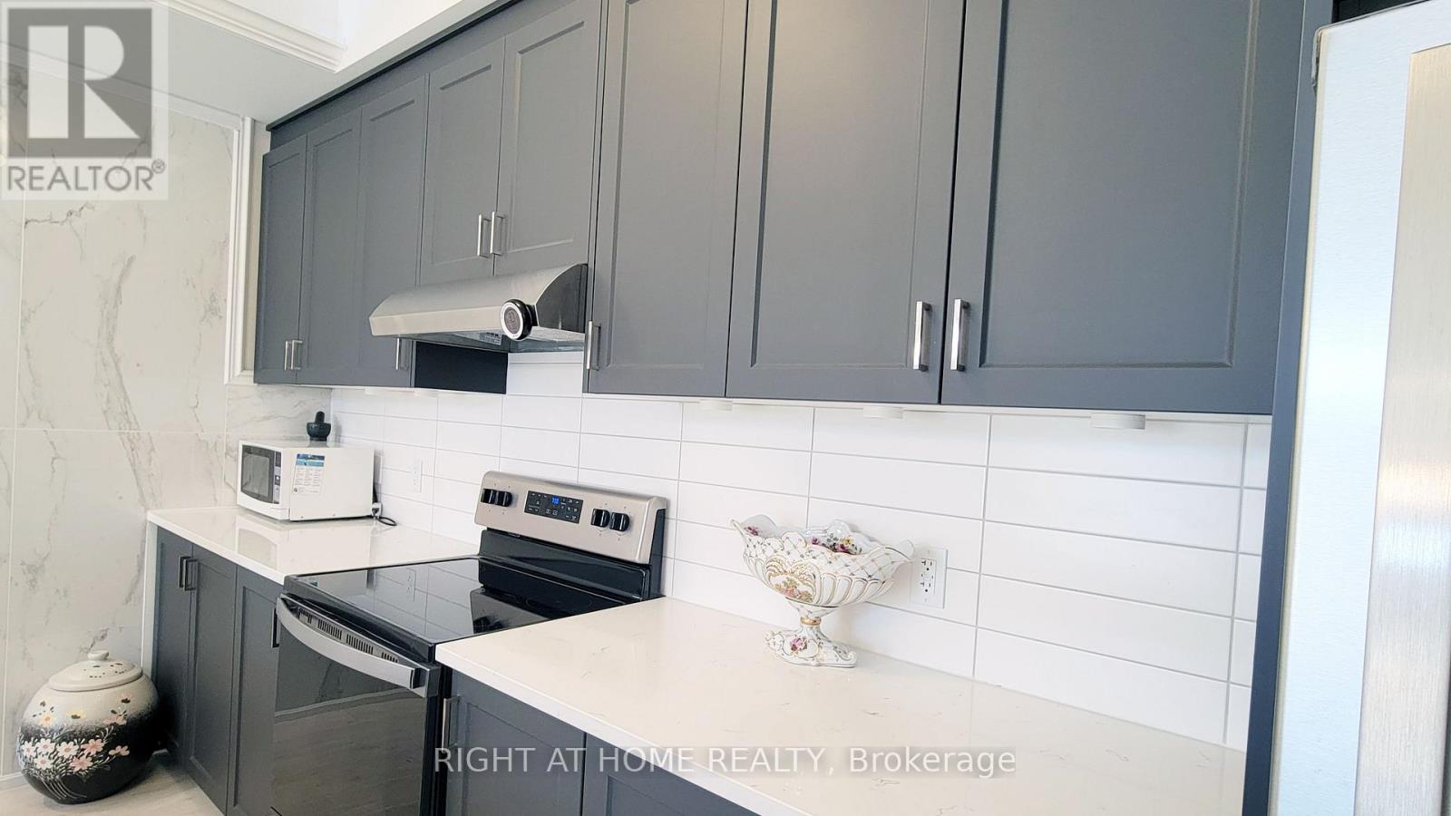 12 - 142 FOAMFLOWER PLACE, Waterloo — photo 10