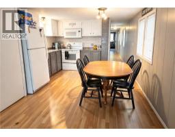 Living room - 70 Bluewater Avenue Unit# 72, St  Williams, ON N0E1P0 Photo 6