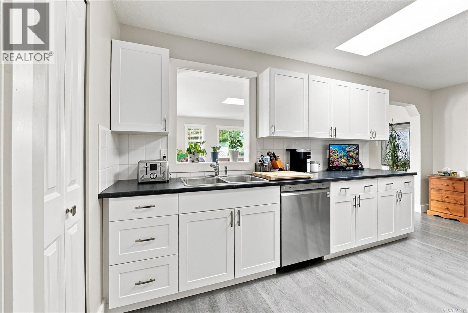 517 Hall Rd - 20