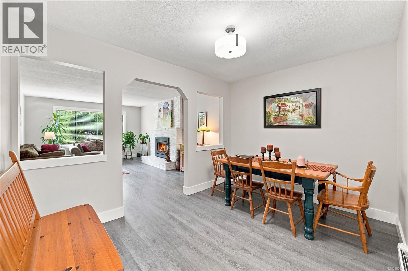 517 Hall Rd - 3