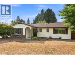 517 Hall Rd, Qualicum Beach, BC V9K1B7 Photo 12