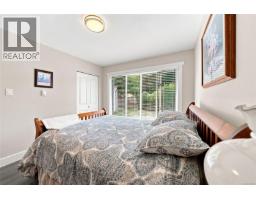 517 Hall Rd, Qualicum Beach, BC V9K1B7 Photo 26