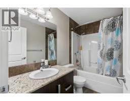 36 Sage Berry Link Nw, Calgary, AB T3R0L1 Photo 27