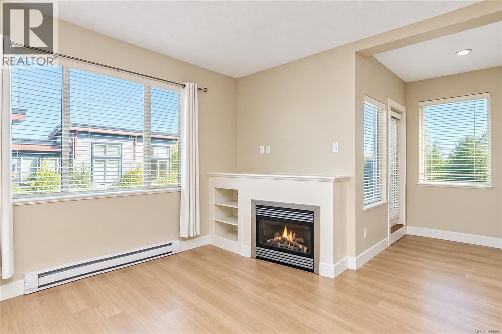 2105 Greenhill Rise - 6