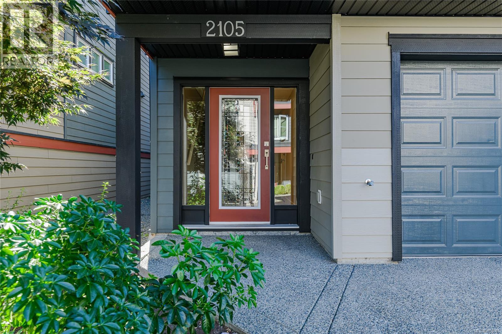 2105 Greenhill Rise - 2